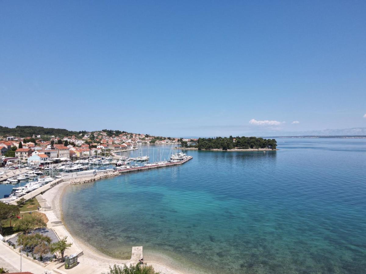 Beachfront Apartments Calm Sea Preko Exterior foto