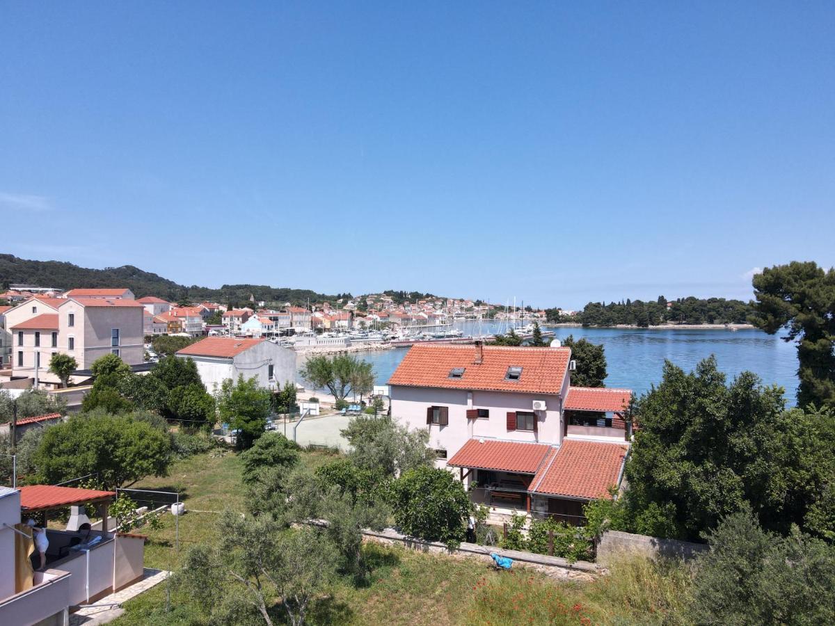 Beachfront Apartments Calm Sea Preko Exterior foto
